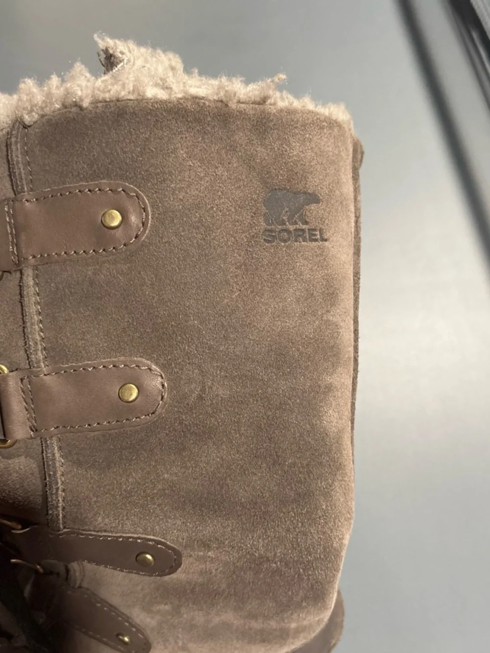 Sorel Light Gray Faux Fur-Lined Women's Boot Interior